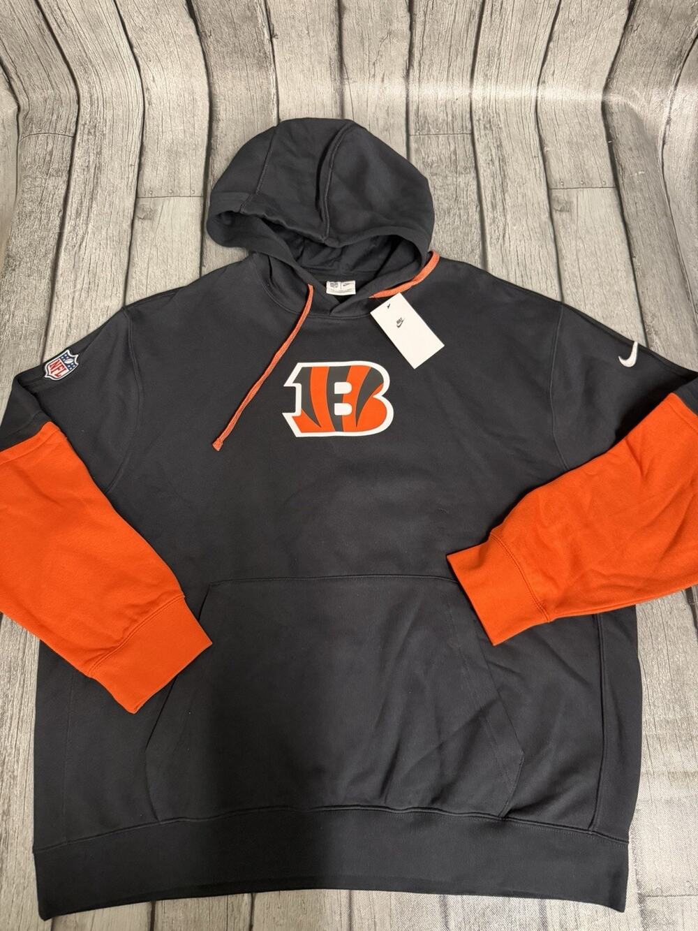 NWT Men’s Nike Cincinnati Bengals Sideline Team Issue Hoodie XXL 2XL Black Orang